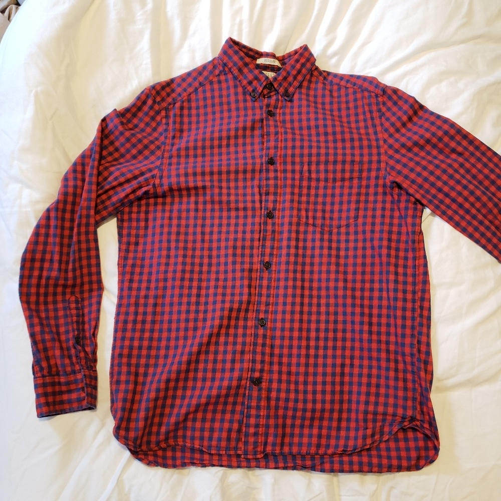 H&M men's checkered button down shirt-medium